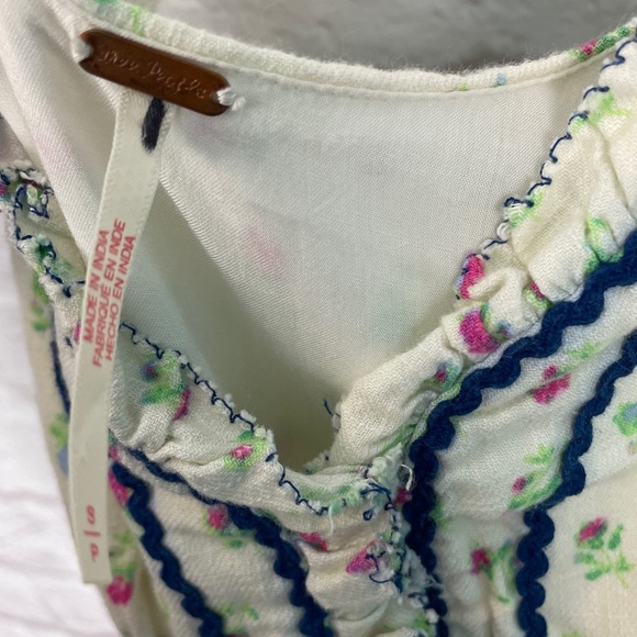 Free People Sweet Hearts Midi Ivory Floral Ruffles Dress Size S - Picture 4 of 9